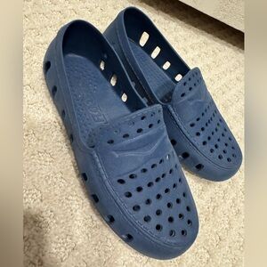 Floafers Little Boys size 2 Navy Blue